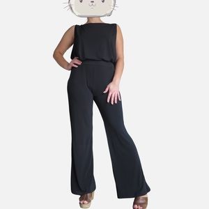 Donna Ricco Sleeveless Cowl neck Jumpsuit Size 6